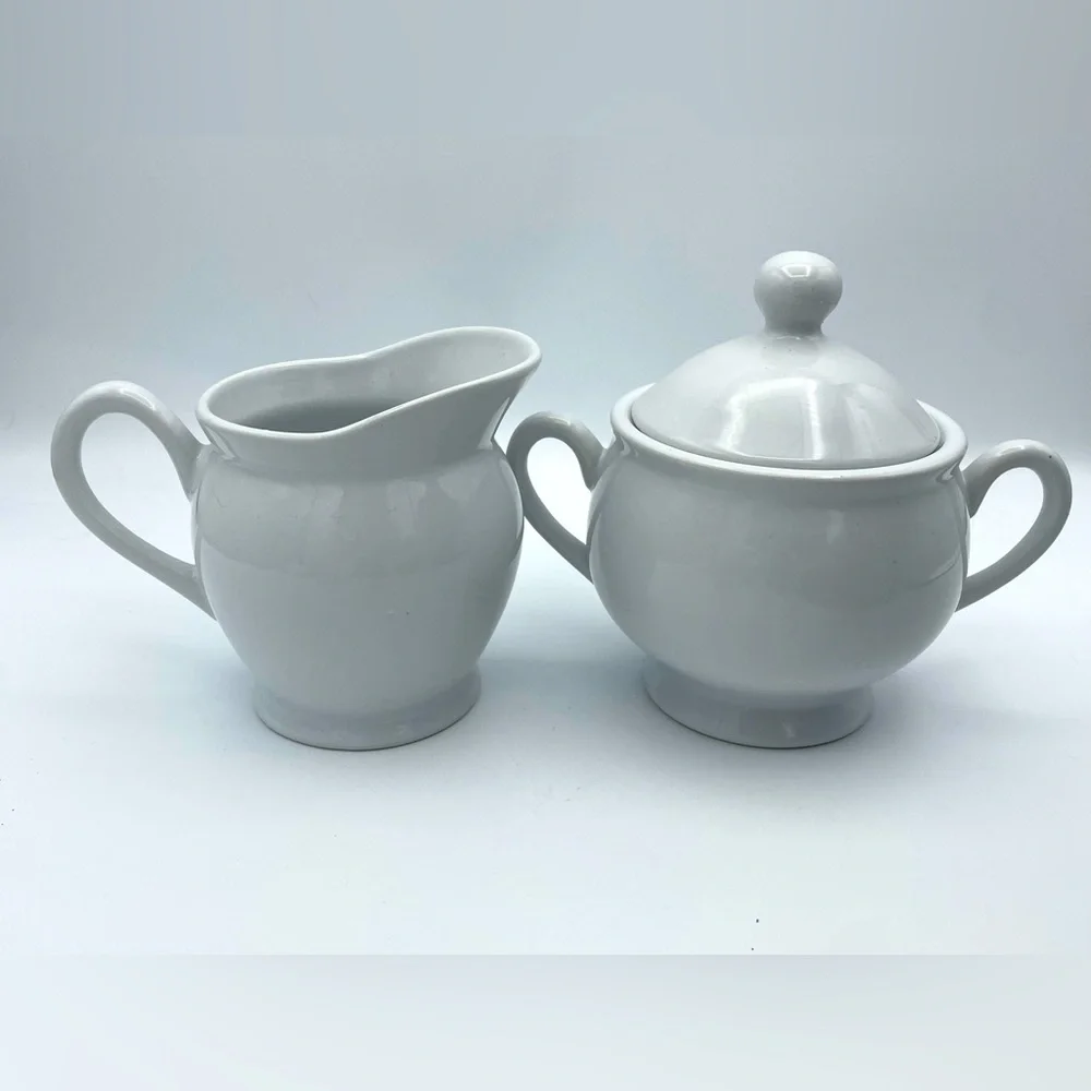 C R Gibson Farmhouse White Sugar and Creamer Set with Red Accents